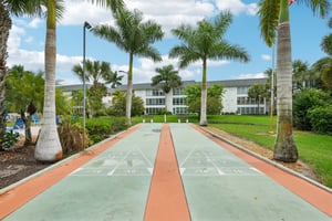 Saint Andrews Blvd D5-3009-910.jpg