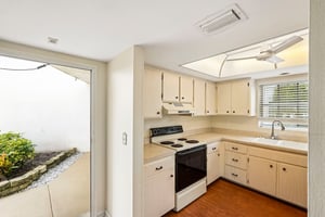 Saint Andrews Blvd D5-S3009-010.jpg