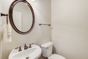 8 Powder Room