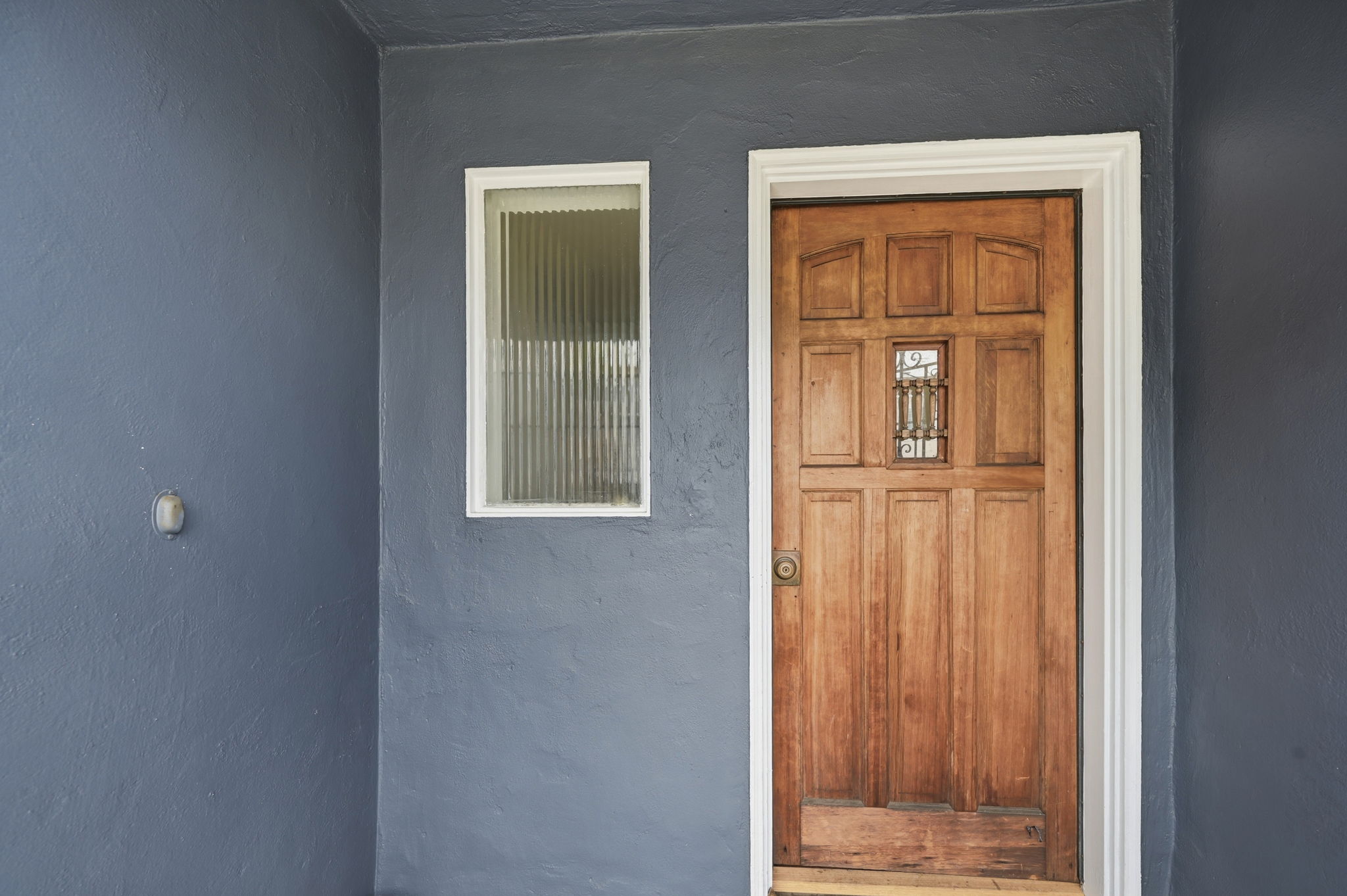 005_F8_315 Vernon St