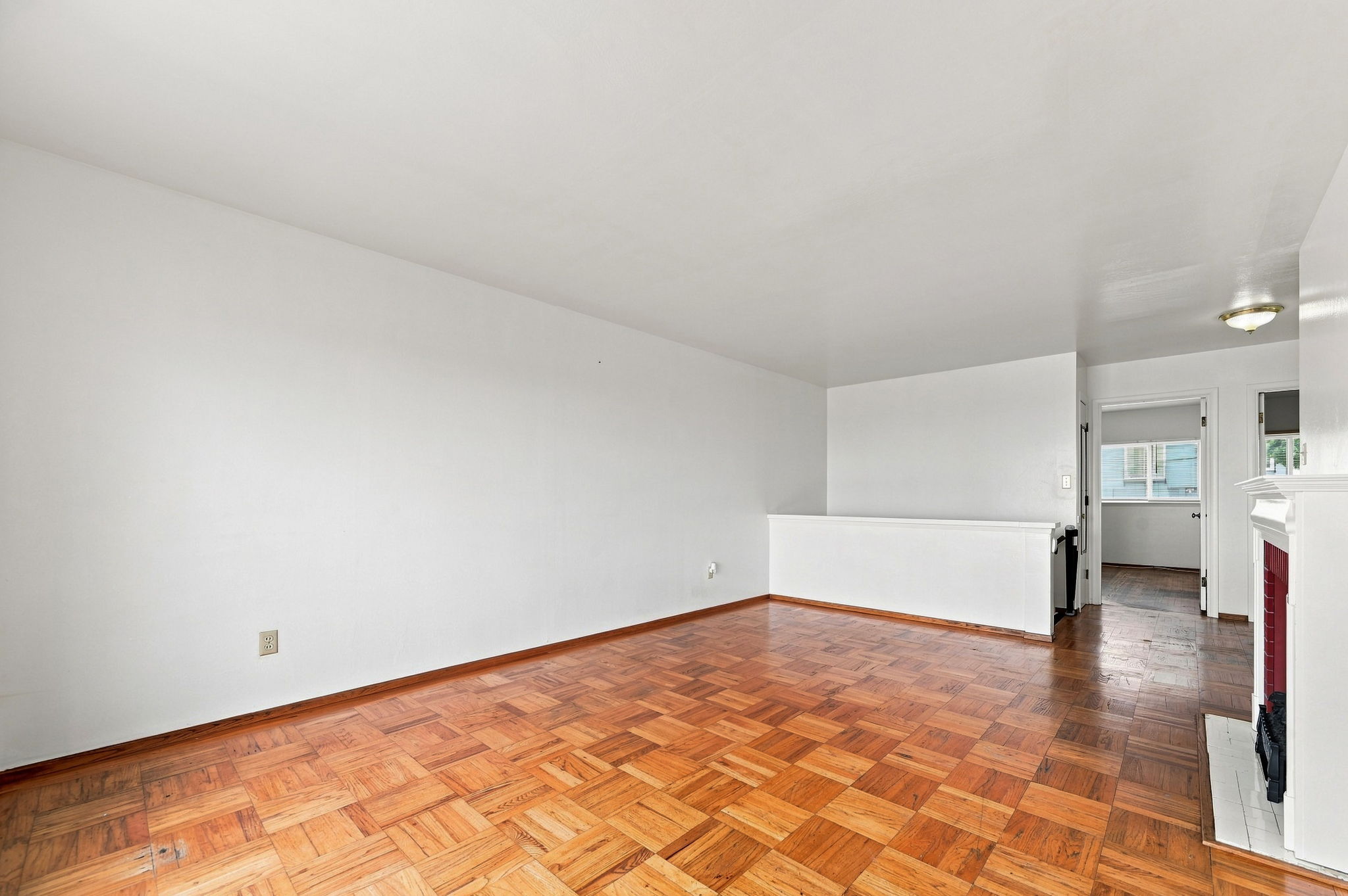 011_F8_315 Vernon St