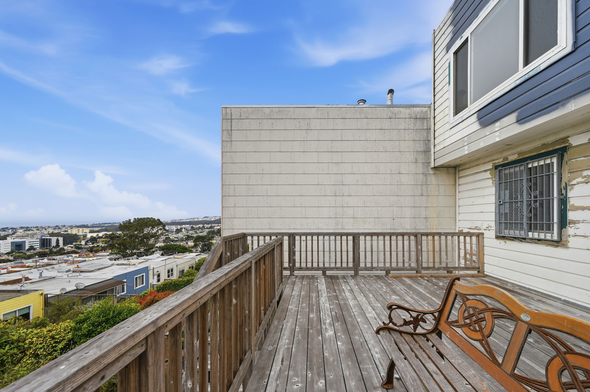 034_F8_315 Vernon St