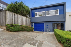 003_F8_315 Vernon St