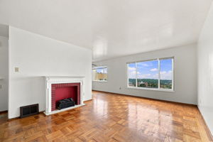 009_F8_315 Vernon St
