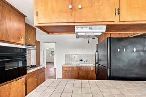 012_F8_315 Vernon St