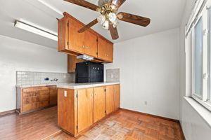 017_F8_315 Vernon St