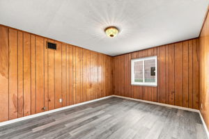 018_F8_315 Vernon St