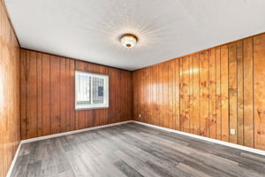019_F8_315 Vernon St