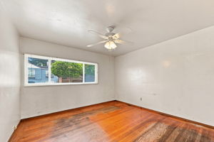 023_F8_315 Vernon St