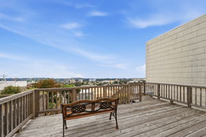 033_F8_315 Vernon St