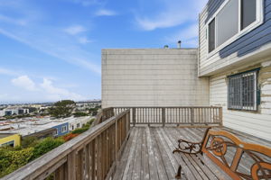 034_F8_315 Vernon St