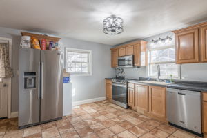 315 W Valley St, St Joseph, MO 64504, USA Photo 8