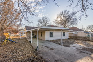 315 W Valley St, St Joseph, MO 64504, USA Photo 24