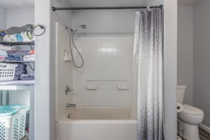 315 W Valley St, St Joseph, MO 64504, USA Photo 20