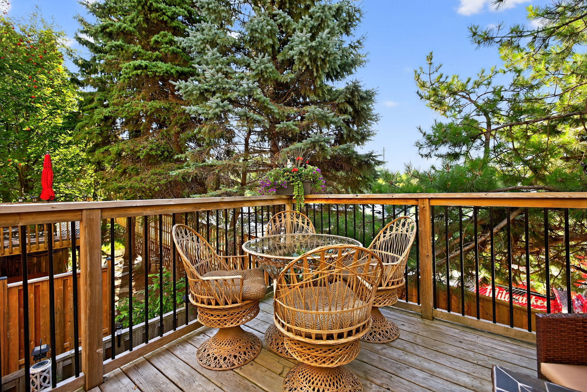 315 Wilkes Ct Aurora, ON L4G 6G7