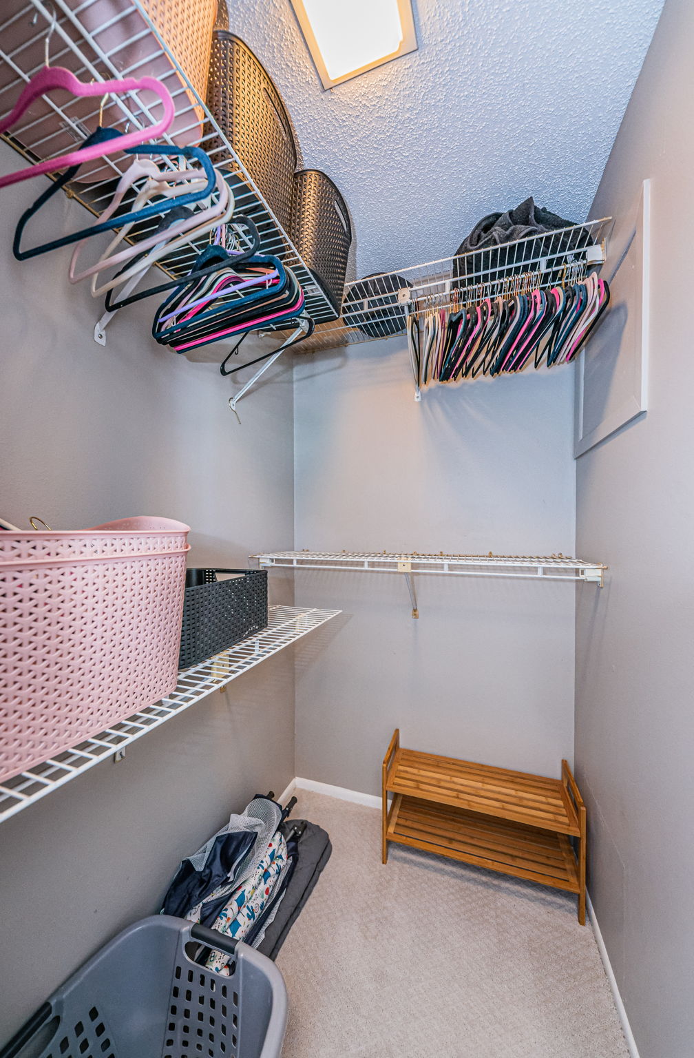 Guest Bedroom2 Walk-in Closet