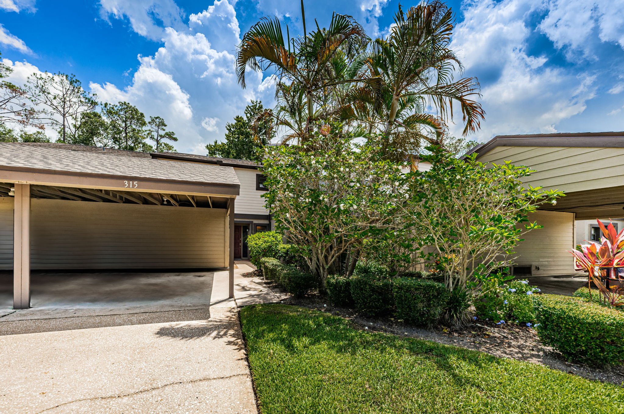 Front Exterior3