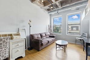3150 N Sheffield Ave 205_014