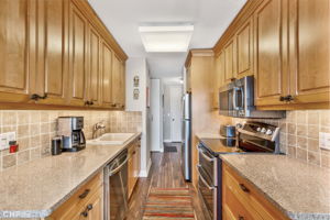 3150 N Sheridan - Unit 5B - Kitchen_004