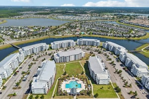 Paradox Cir 405-S1206-042.jpg