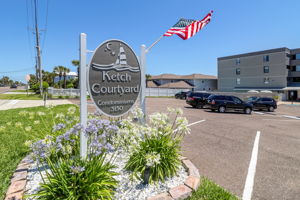 Ketch Courtyard