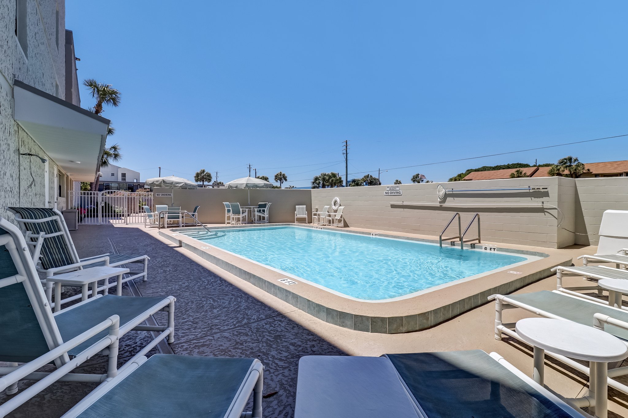 Ketch Courtyard