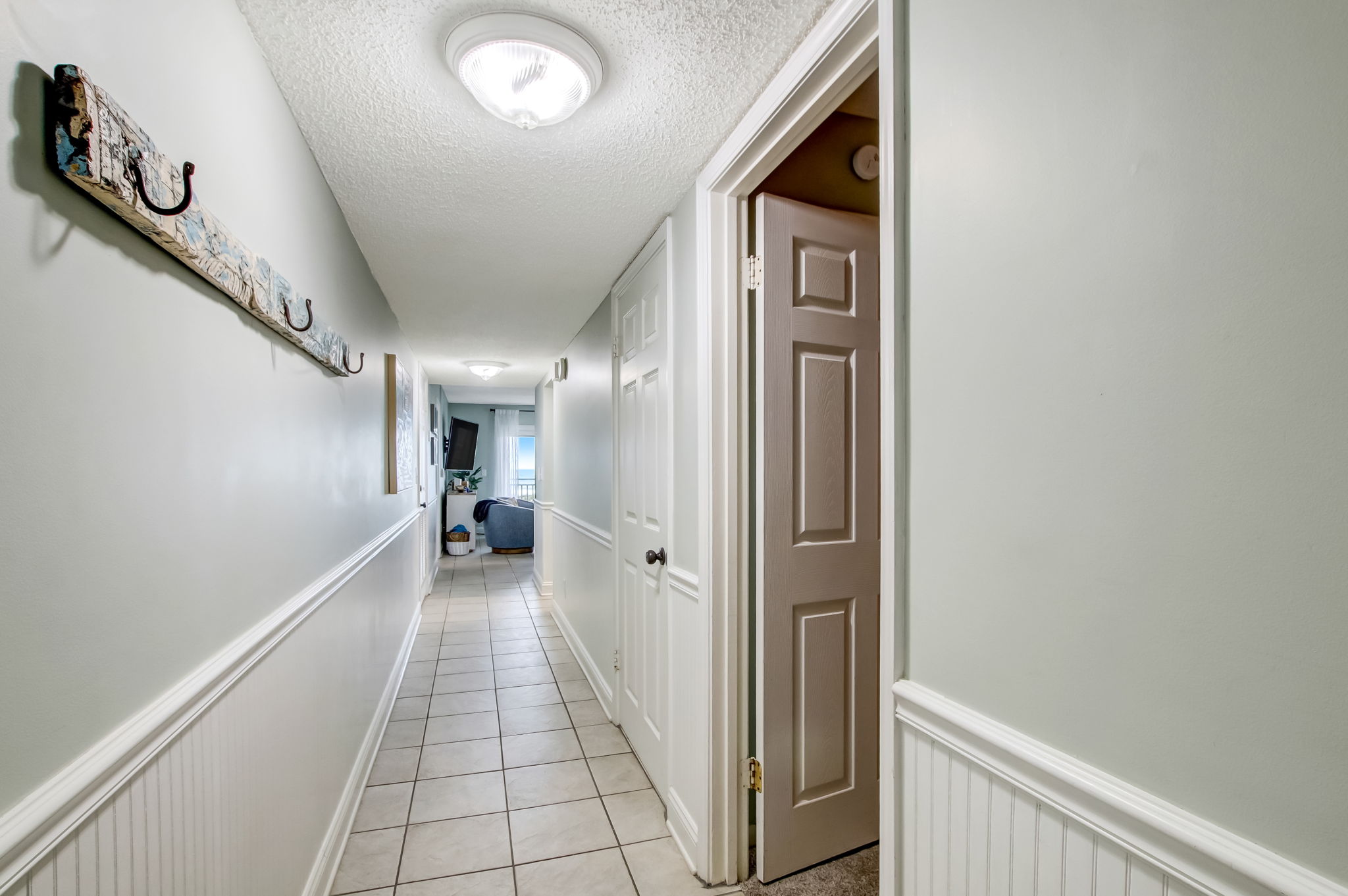 Foyer/Hallway