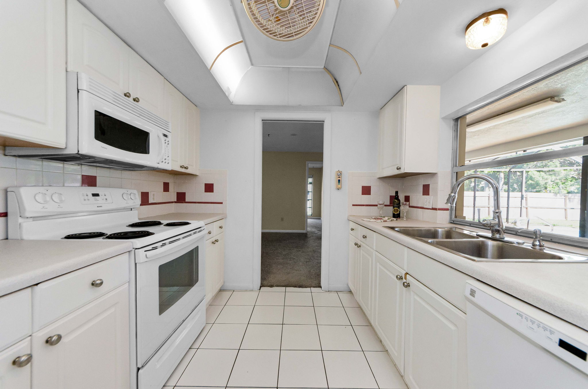 Kitchen 1