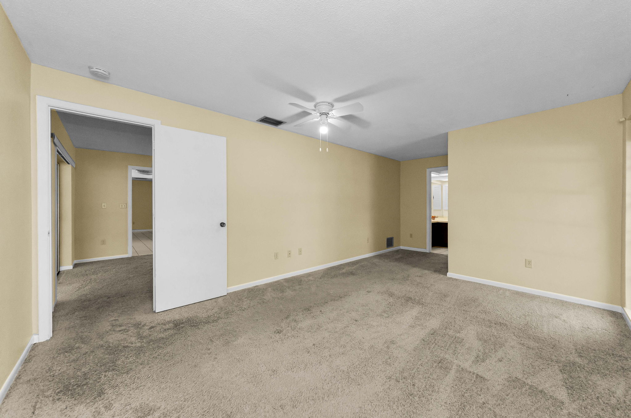 Master Bedroom 1b