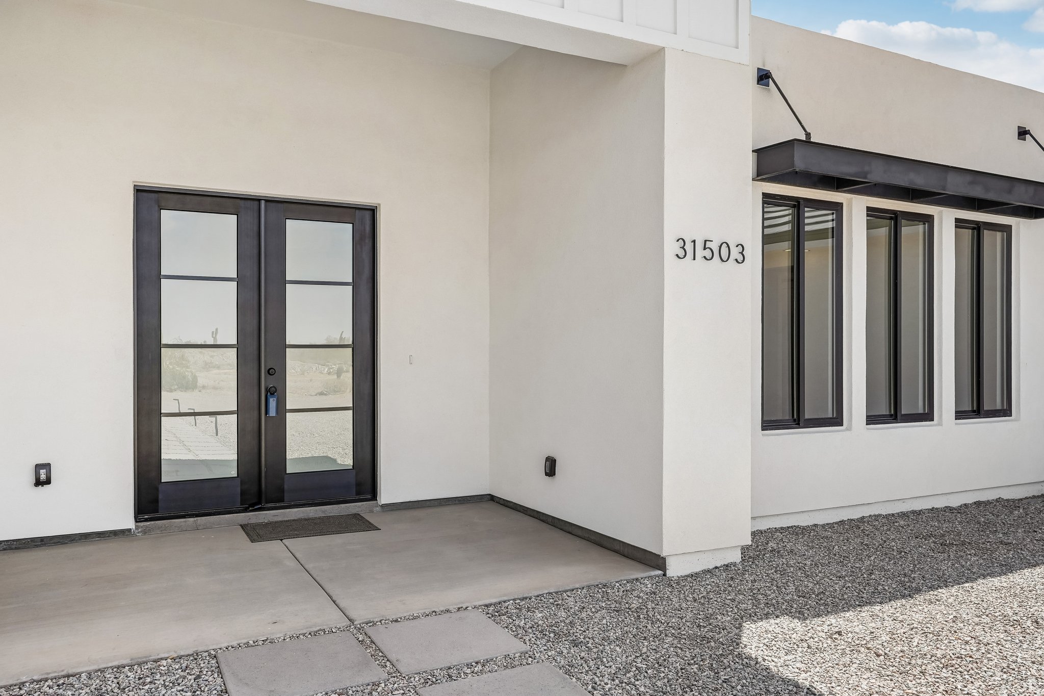 N 170th Dr-S2504-006.jpg