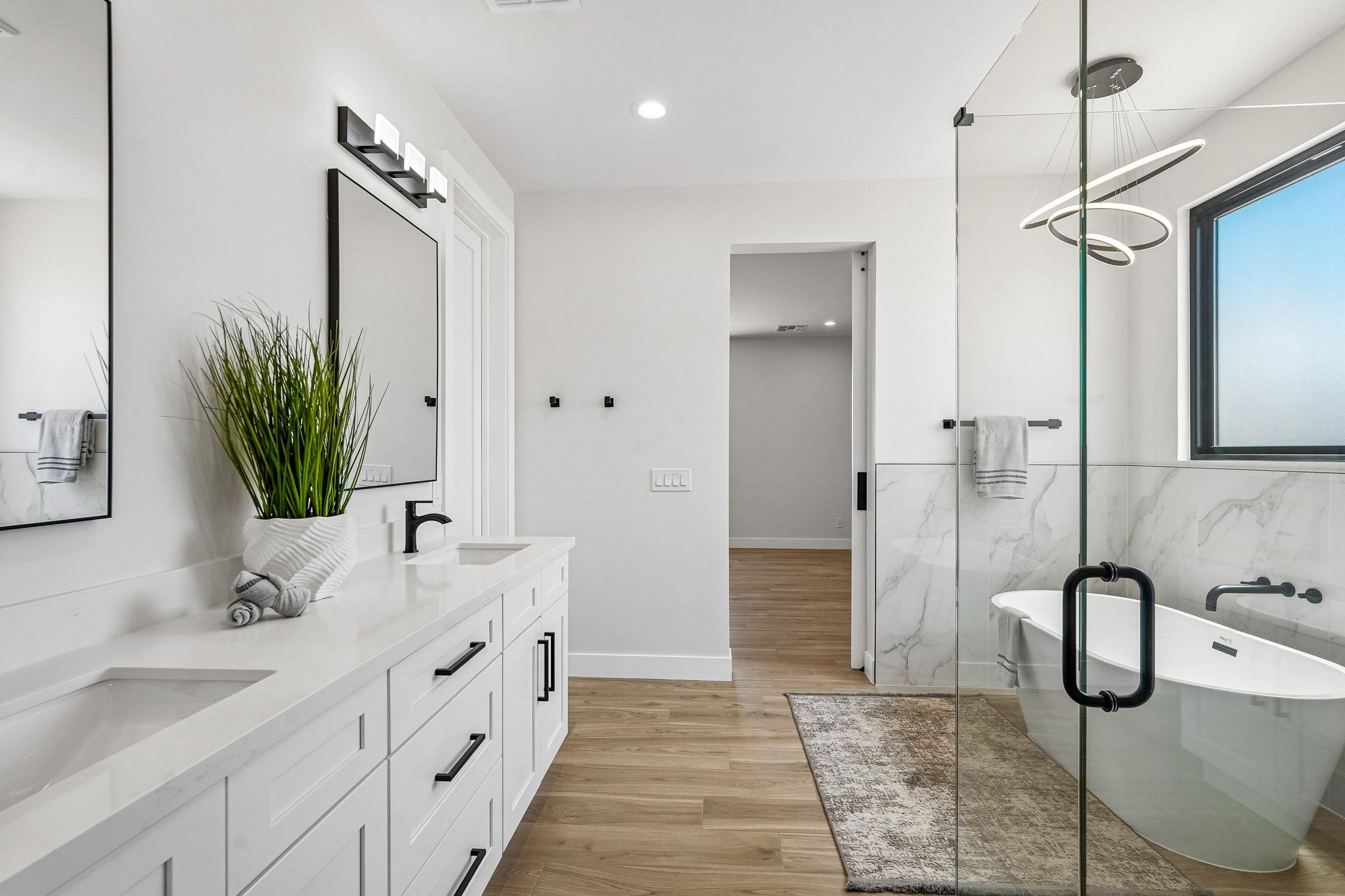 N 170th Dr-S2504-046.jpg