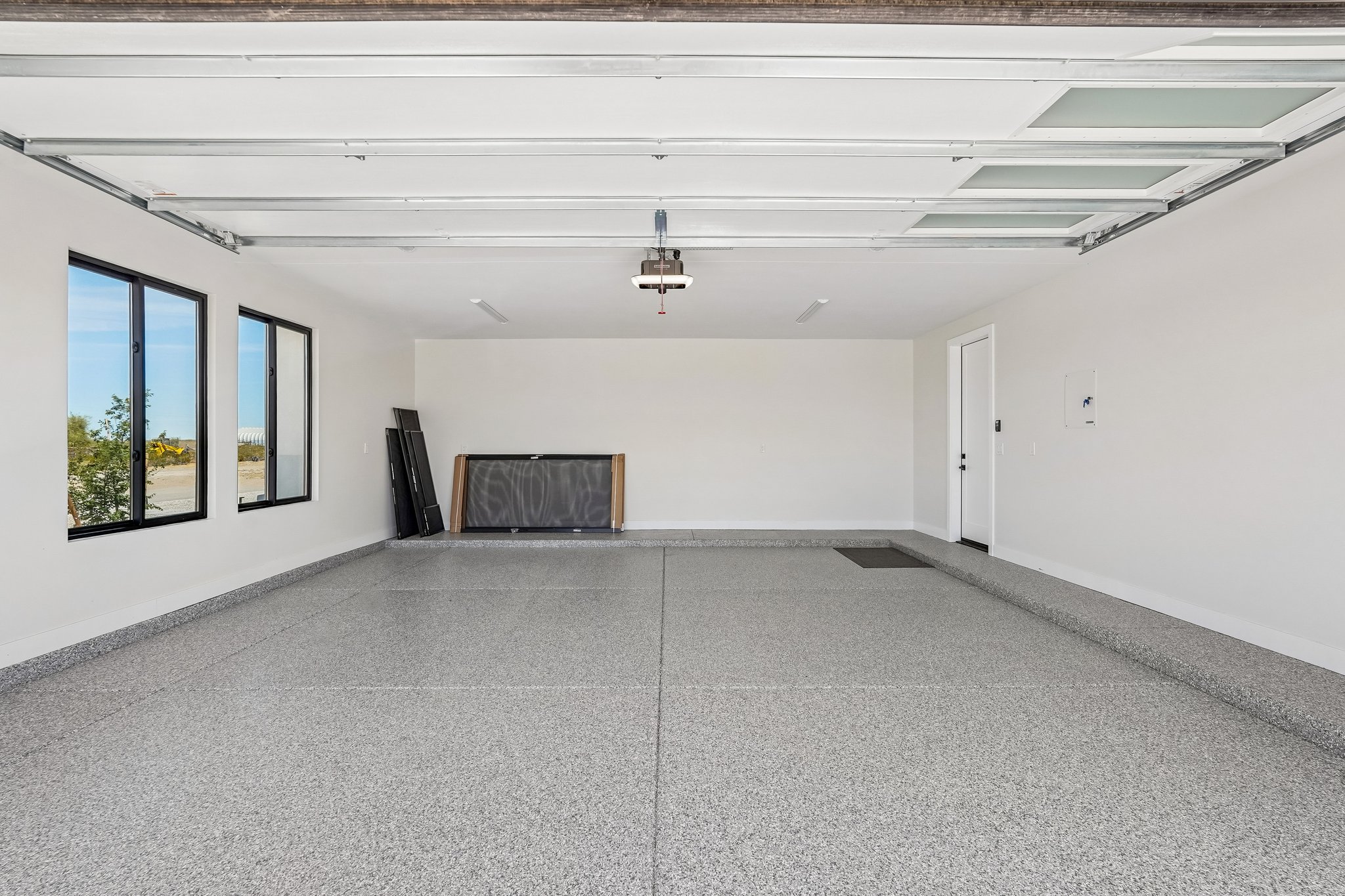 N 170th Dr-S2504-049.jpg