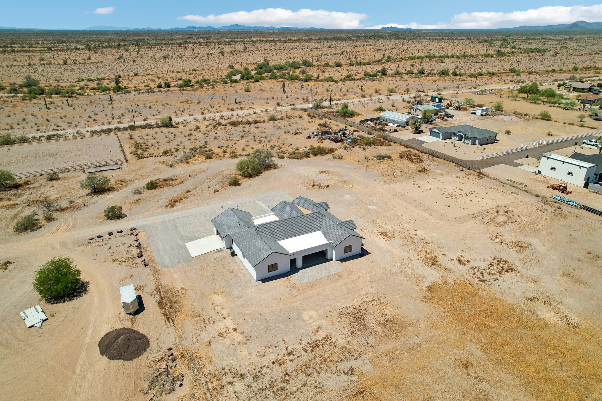 N 170th Dr-S2504-069.jpg