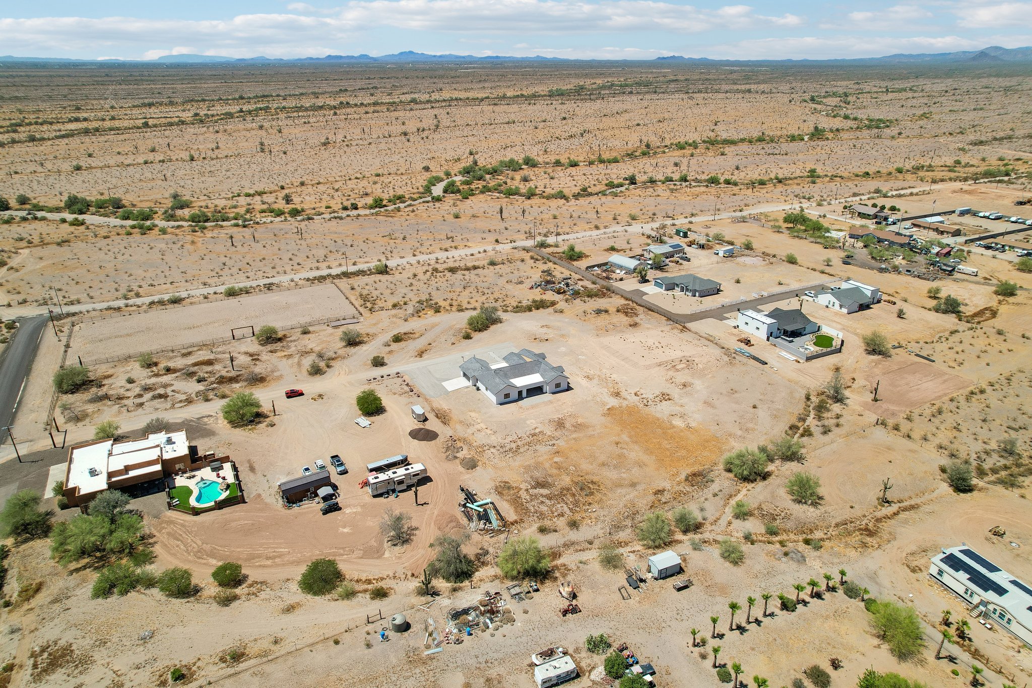 N 170th Dr-S2504-070.jpg