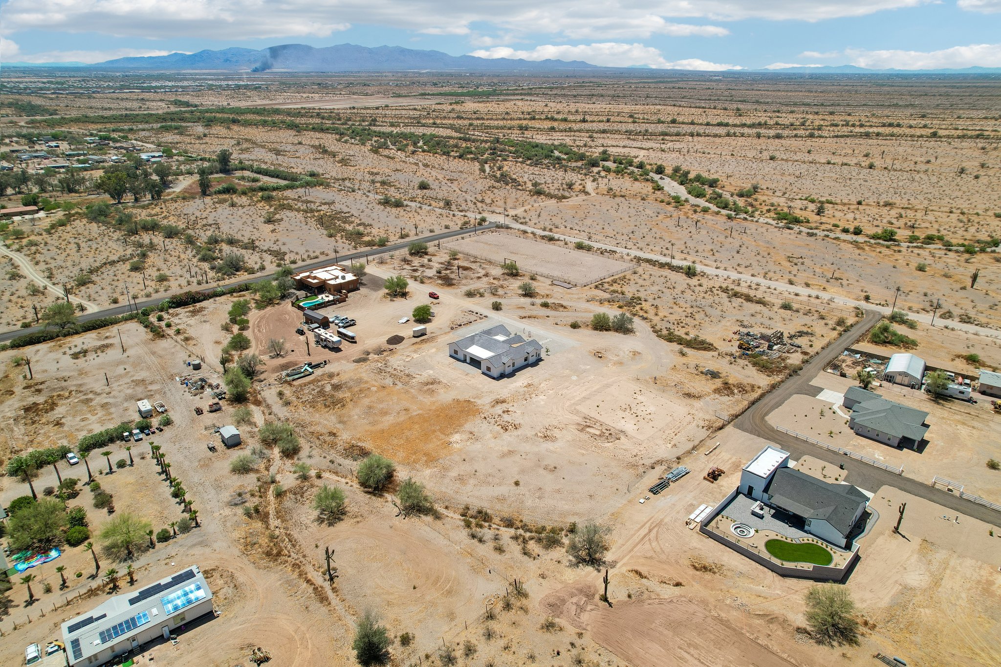 N 170th Dr-S2504-071.jpg