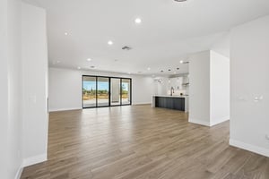 N 170th Dr-S2504-012.jpg