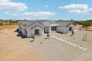 N 170th Dr-S2504-057.jpg