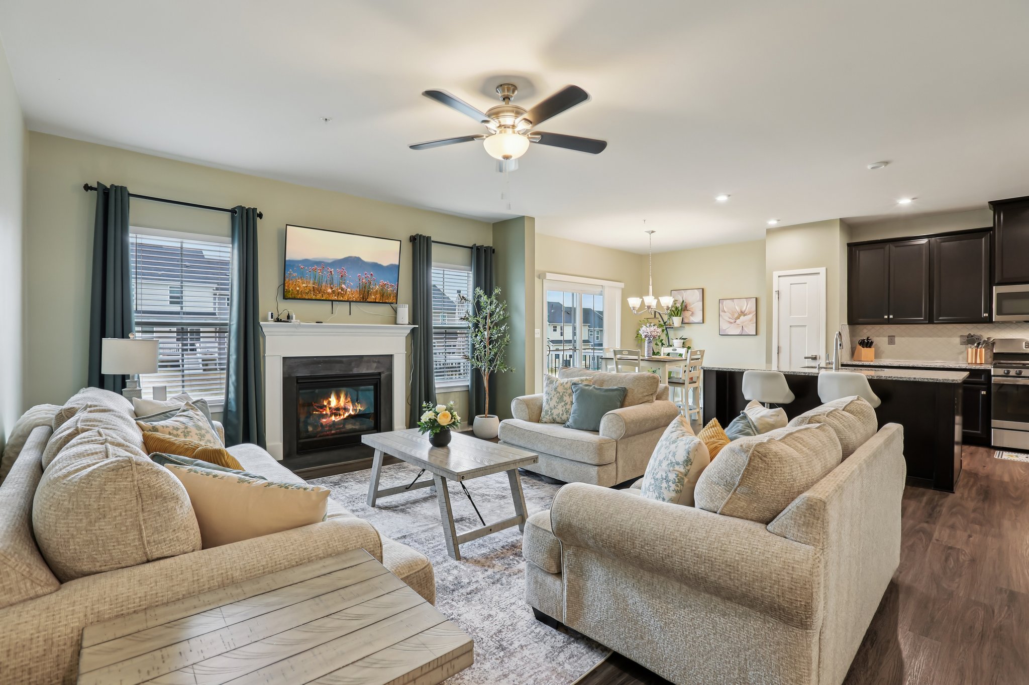 Strasbaugh Dr-S0303-005.jpg