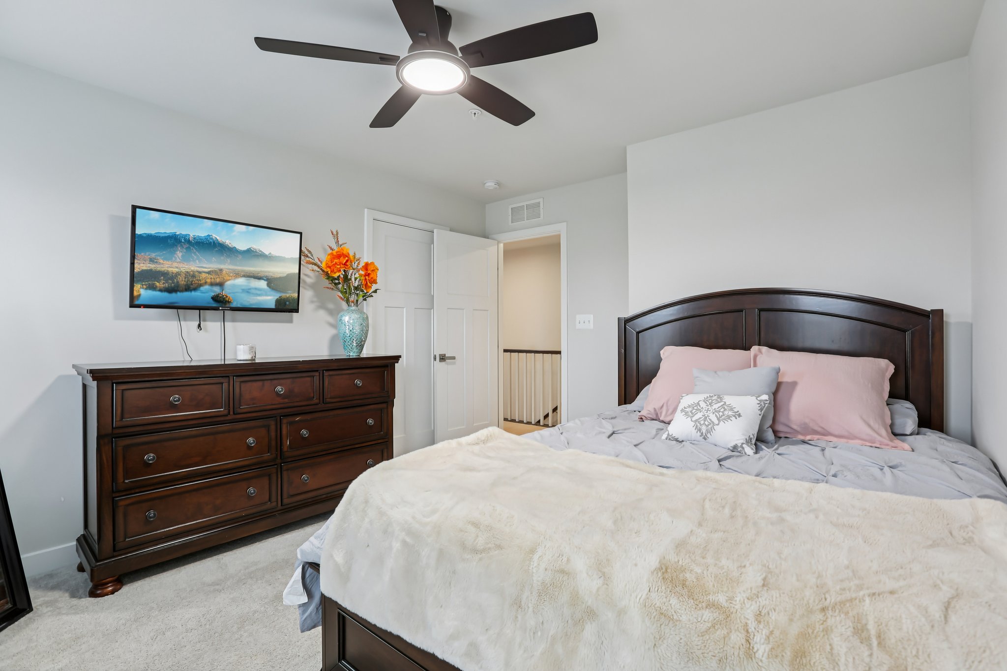 Strasbaugh Dr-S0303-019.jpg