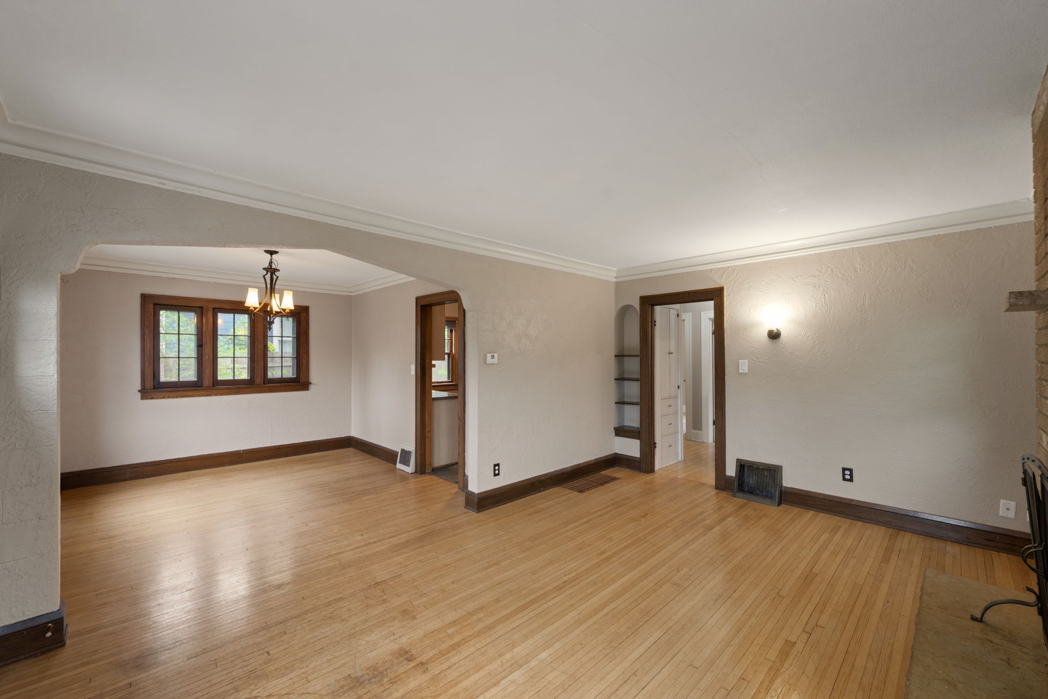 Living Room/Dining Room