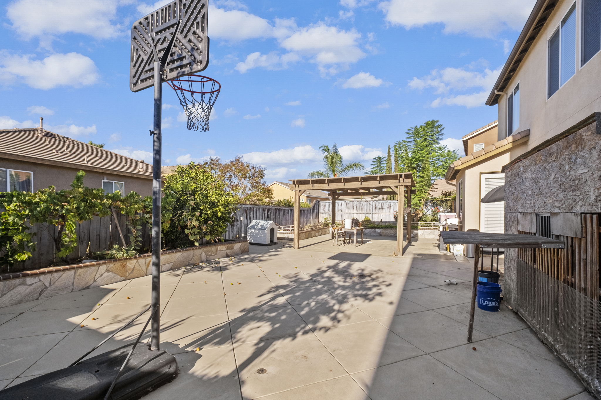 31534 Borega Rd, Murrieta, CA 92563 - Large Paved Backyard with covered seating area