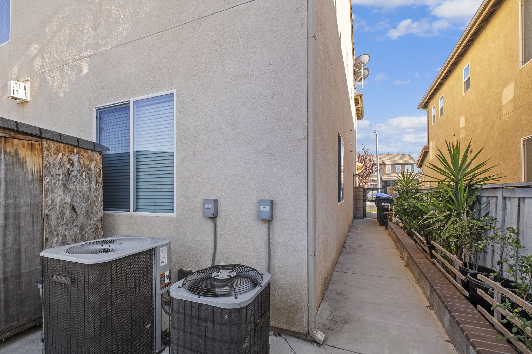31534 Borega Rd, Murrieta, CA 92563 - Large Paved Backyard