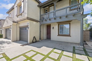 31534 Borega Rd, Murrieta, CA 92563  - Entry