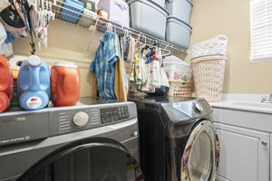 31534 Borega Rd, Murrieta, CA 92563 - Indoor  Laundry
