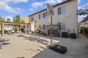 31534 Borega Rd, Murrieta, CA 92563 - Large Paved Backyard with covered seating area