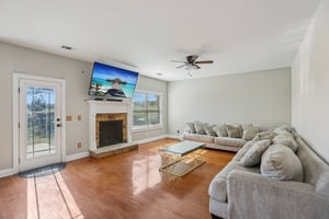 Alhambra Cir-S1311-003.jpg