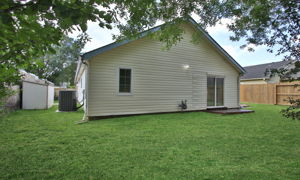  Photo 32