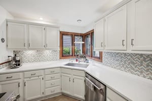 N 82nd St-1906-015.jpg