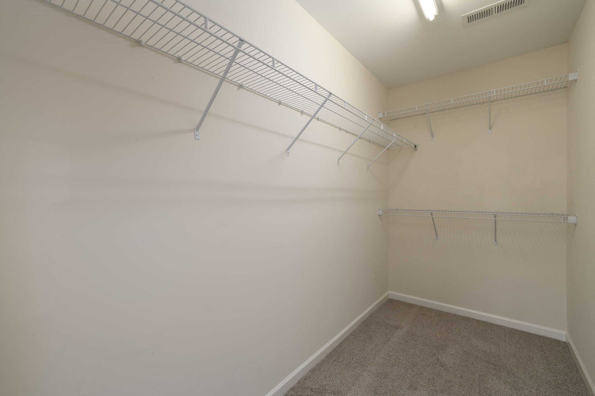 3155 Bushfield Dr-22