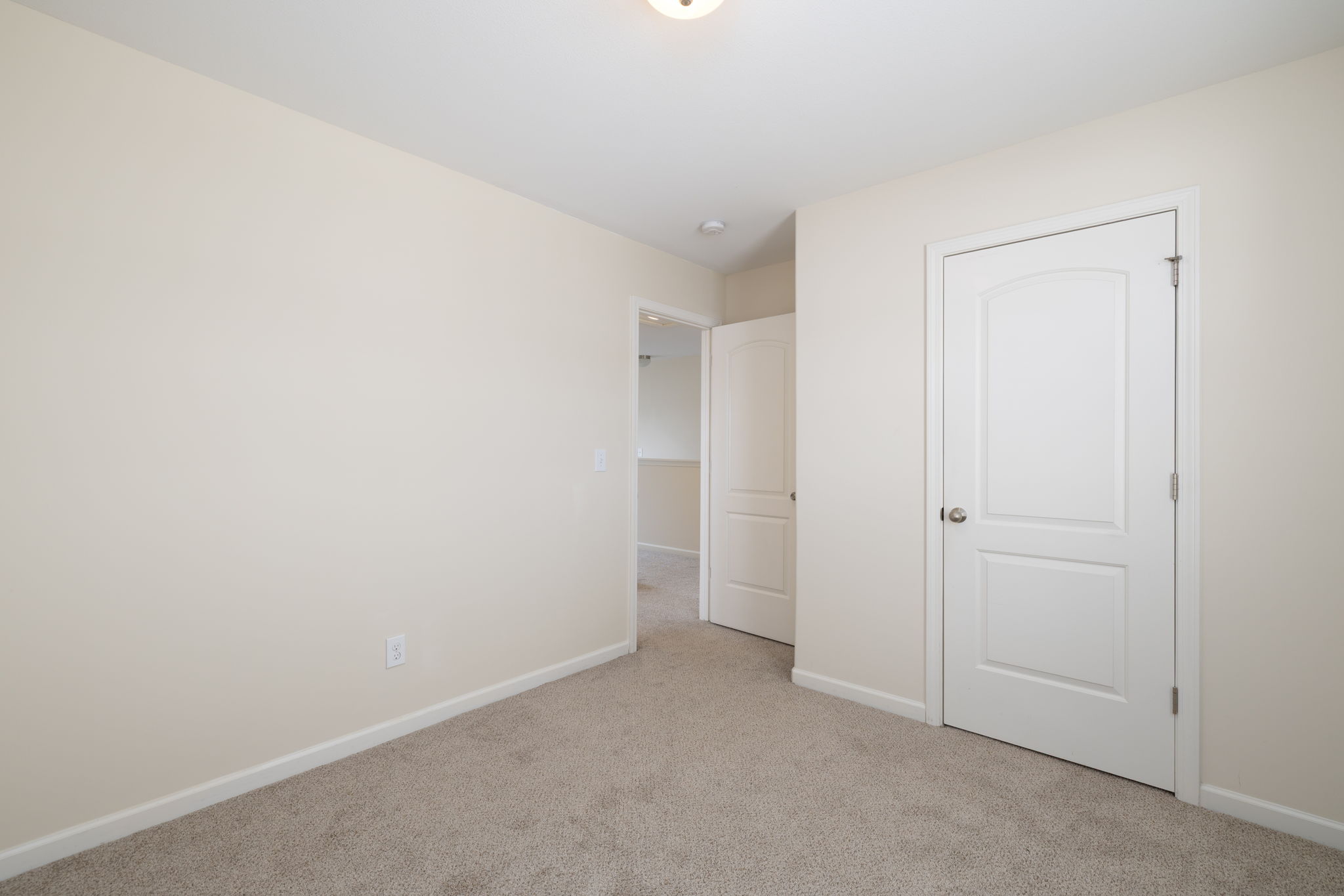 3155 Bushfield Dr-27